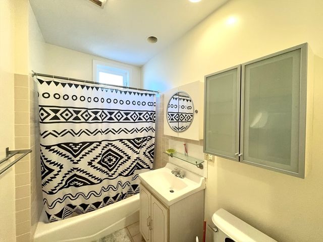 82 Medford St 2, Malden, MA 02148