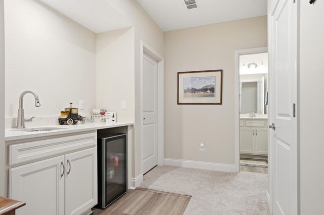 2660 Timberside Drive, Hebron, KY 41048