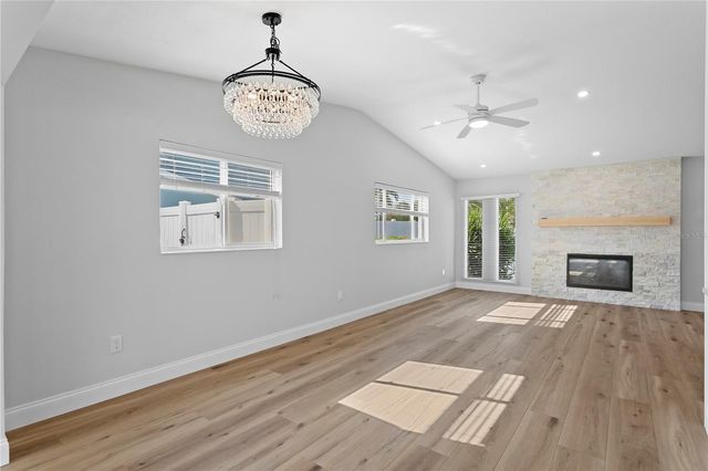 6984 S SHORE DRIVE S, St Petersburg, FL 33707