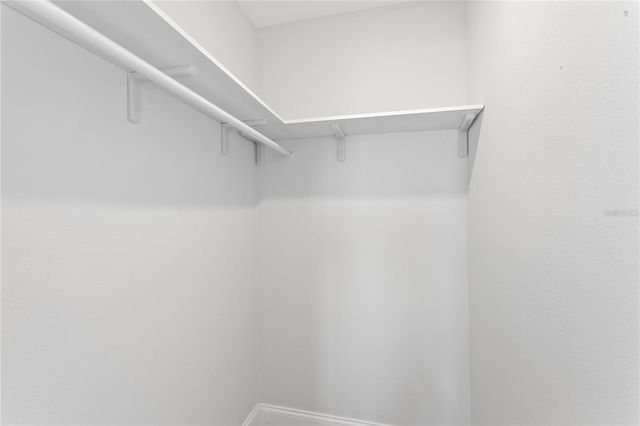 6984 S SHORE DRIVE S, St Petersburg, FL 33707