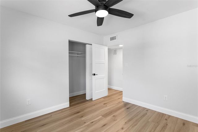 6984 S SHORE DRIVE S, St Petersburg, FL 33707