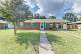 2179 Collins Boulevard, Gulfport, MS 39507