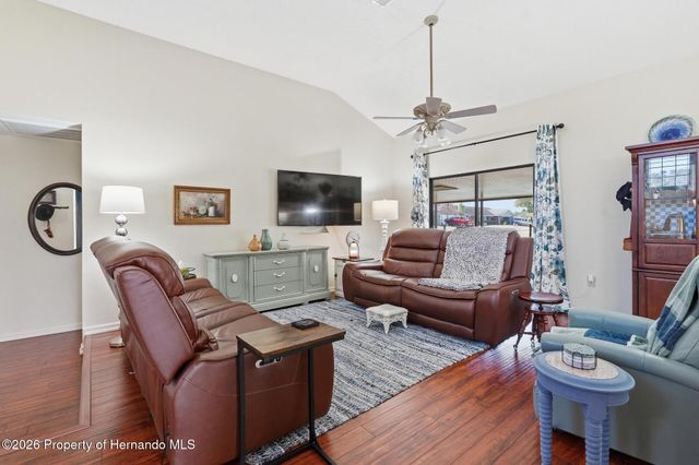 13037 Hillyer Lane, Hudson, FL 34667