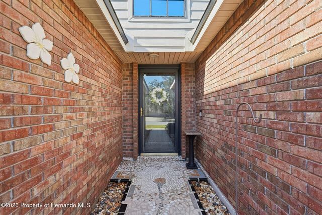 13037 Hillyer Lane, Hudson, FL 34667