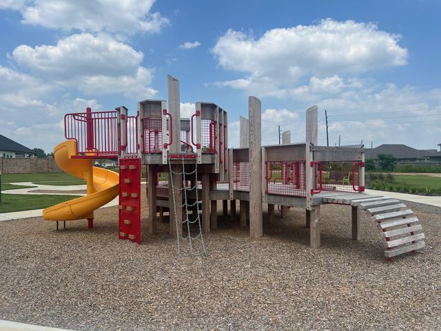 2415 Garden Arbor, Tomball, TX 77375