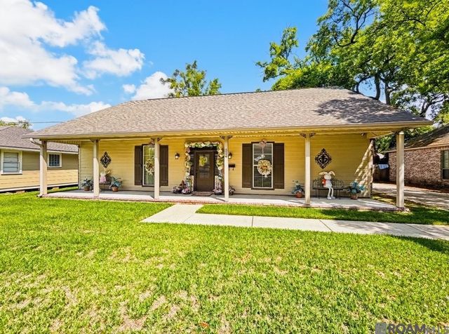 554 Avenue F, Port Allen, LA 70767