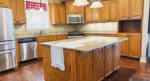 554 Avenue F, Port Allen, LA 70767