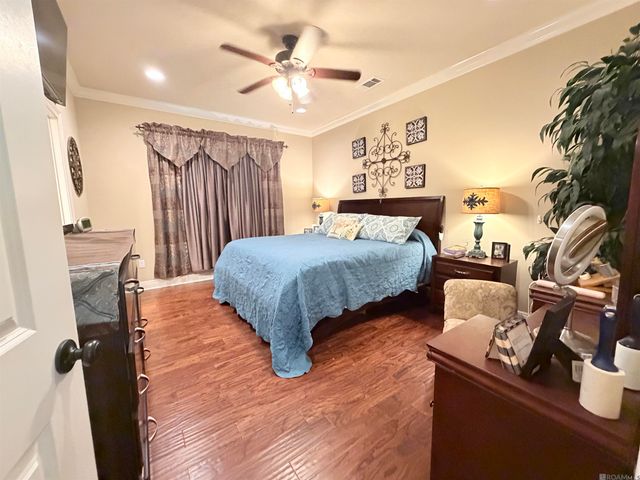 554 Avenue F, Port Allen, LA 70767