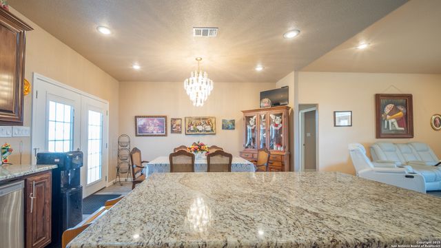 1005 E County Road 678, Natalia, TX 78059