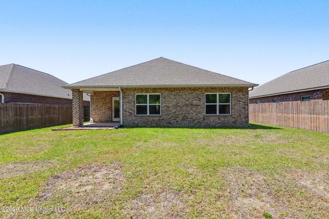 6836 Sweetclover Drive, Ocean Springs, MS 39564