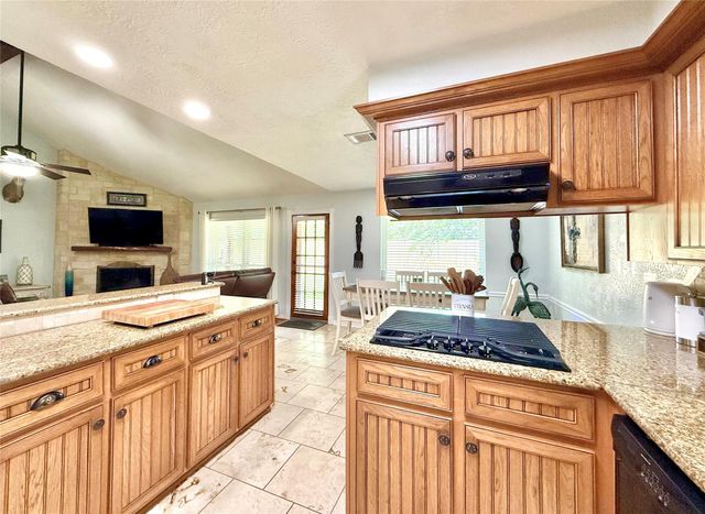 3702 Windsor Drive, Deer Park, TX 77536