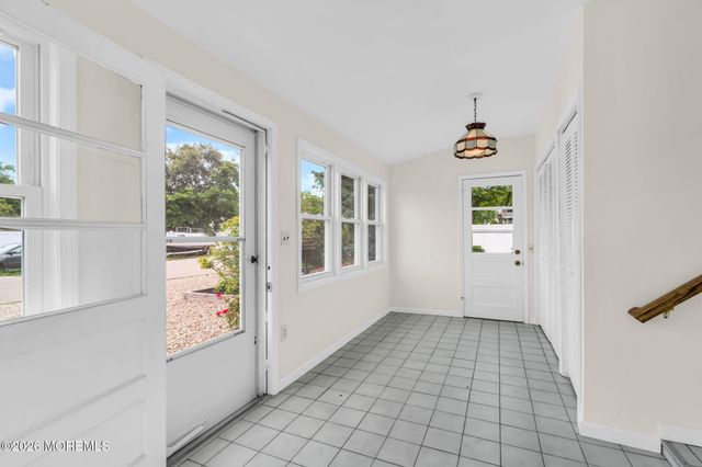 702 Bowsprit Point, Lanoka Harbor, NJ 08734