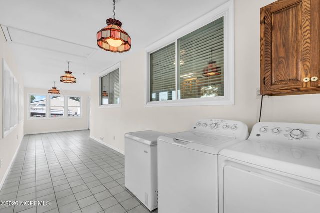 702 Bowsprit Point, Lanoka Harbor, NJ 08734