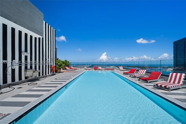 1300 S Miami Ave 3709, Miami, FL 33130