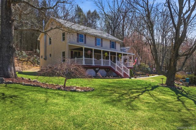 1285 Lakes Road, Monroe, NY 10950