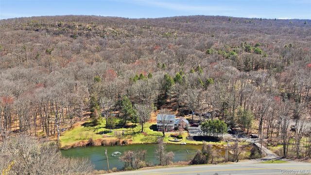 1285 Lakes Road, Monroe, NY 10950