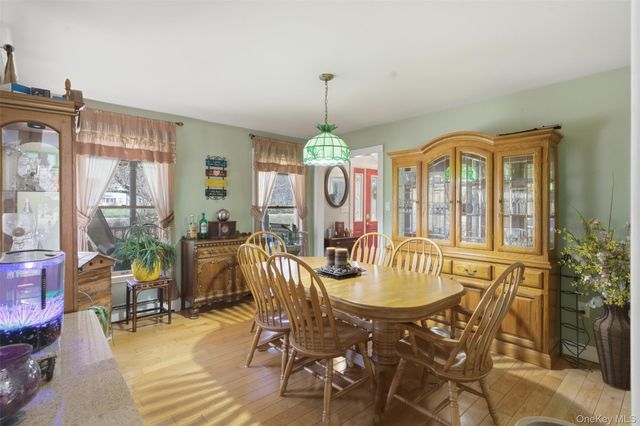1285 Lakes Road, Monroe, NY 10950