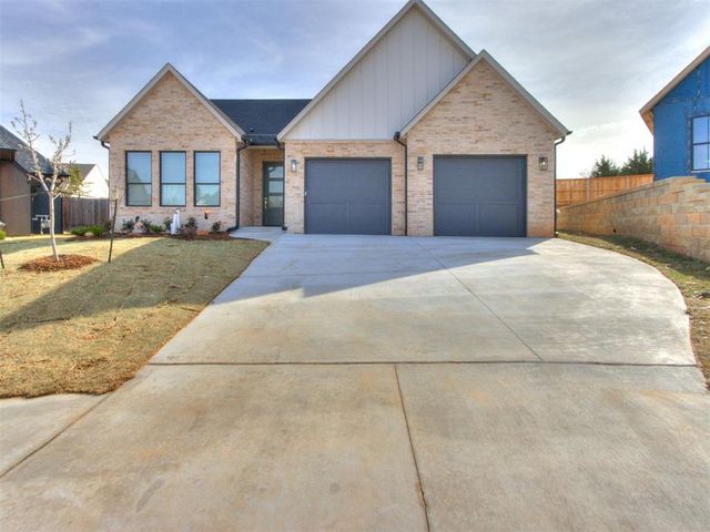 2500 Amante Court, Edmond, OK 73034