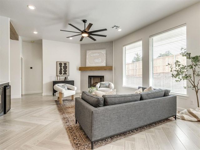 2500 Amante Court, Edmond, OK 73034