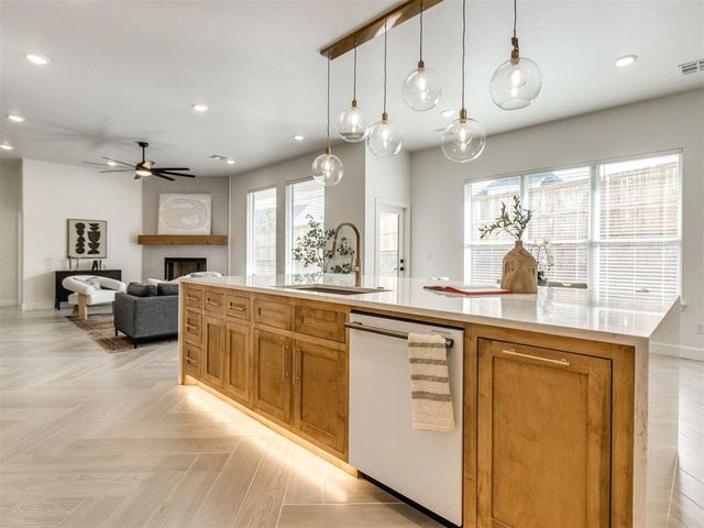 2500 Amante Court, Edmond, OK 73034