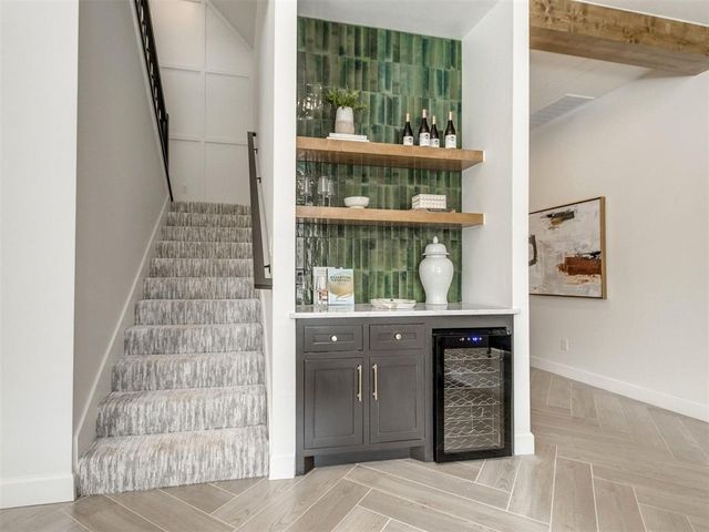 2500 Amante Court, Edmond, OK 73034