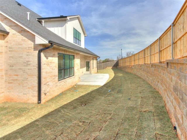 2500 Amante Court, Edmond, OK 73034