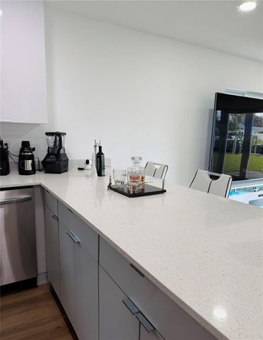 8705 TAHITI LANE, Tampa, FL 33615