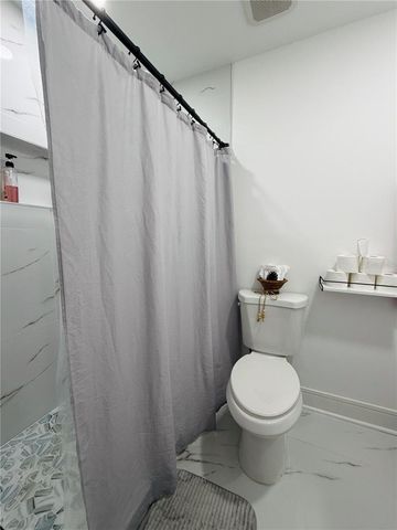 8705 TAHITI LANE, Tampa, FL 33615