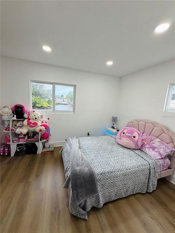 8705 TAHITI LANE, Tampa, FL 33615