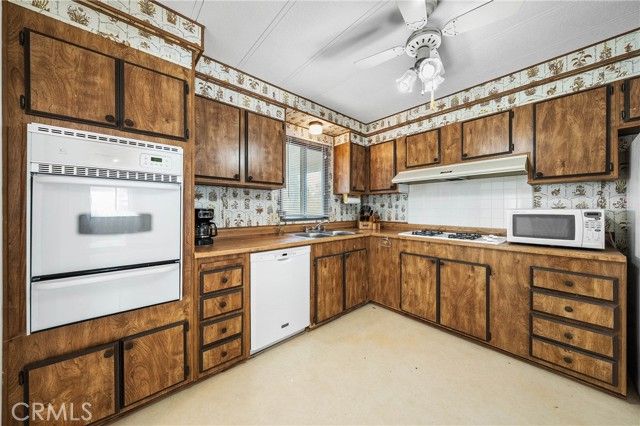 15960 40th, Clearlake, CA 95422