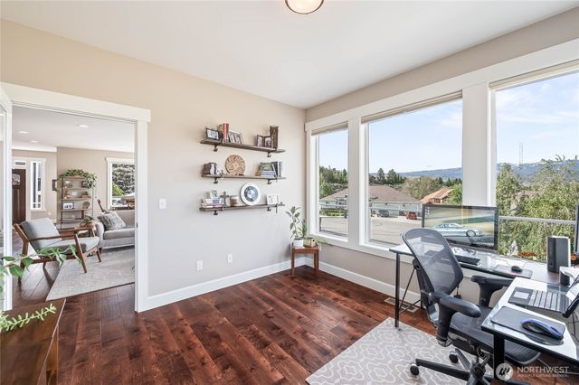 719 19th Street NE, East Wenatchee, WA 98802