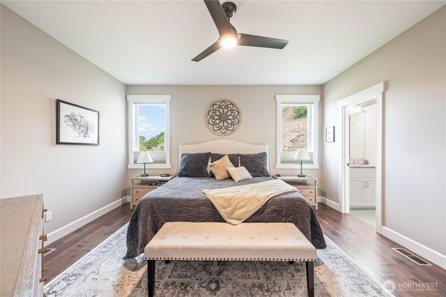 719 19th Street NE, East Wenatchee, WA 98802