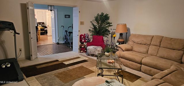 160 Bristol Boulevard, Jackson, MS 39204