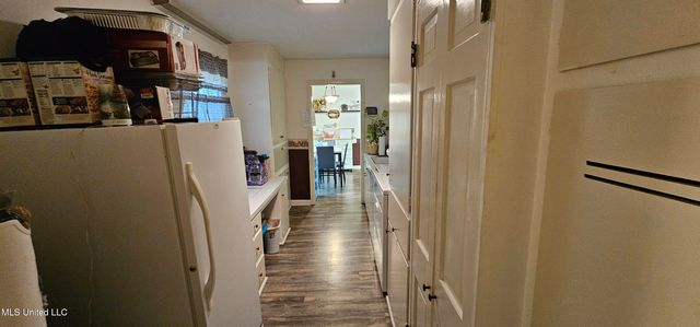 160 Bristol Boulevard, Jackson, MS 39204