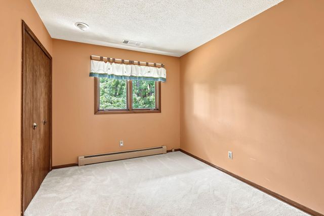 4738 Decatur Place N, New Hope, MN 55428