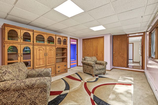 4738 Decatur Place N, New Hope, MN 55428