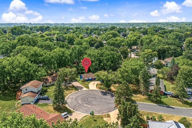 4738 Decatur Place N, New Hope, MN 55428