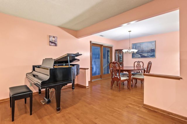 4738 Decatur Place N, New Hope, MN 55428