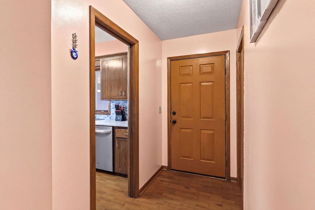 4738 Decatur Place N, New Hope, MN 55428 — photo 3