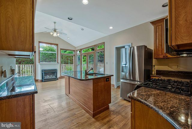 115 LUCAS LN, Bethesda, MD 20814