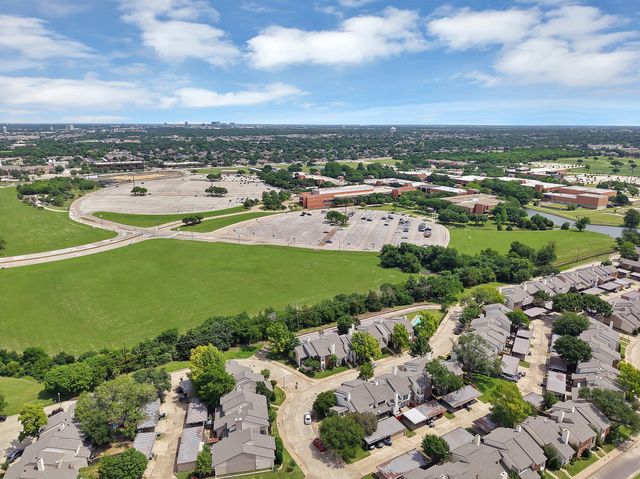 12574 Burninglog Lane, Dallas, TX 75243