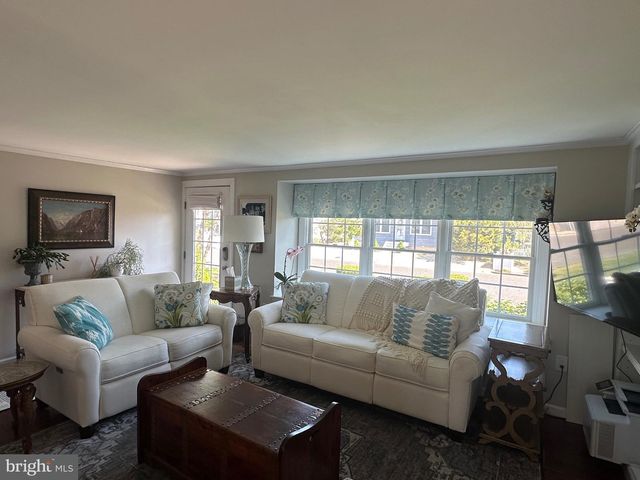 16 W 83RD ST, Harvey Cedars, NJ 08008