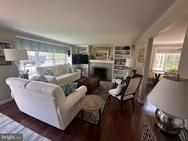 16 W 83RD ST, Harvey Cedars, NJ 08008