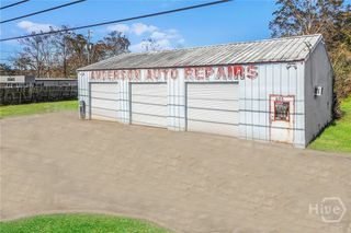 605 W US 80 Highway, Garden City, GA 31302