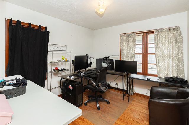 4119 Ardmore Road, Des Moines, IA 50310