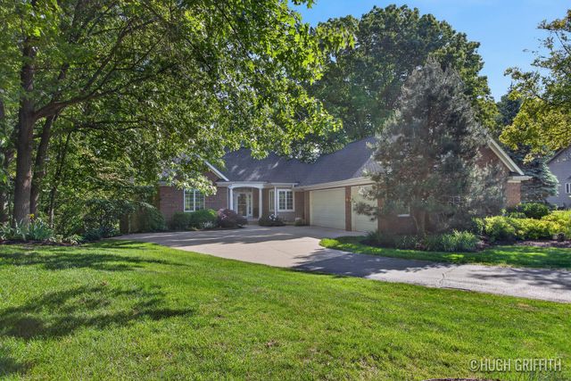 12917 Oak Highland Drive, Lowell, MI 49331