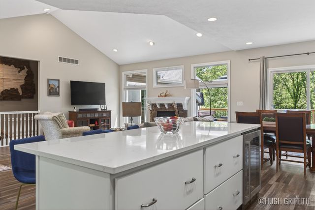 12917 Oak Highland Drive, Lowell, MI 49331