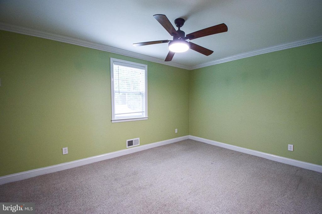 Image 12 of property listing at 231 CHARTLEY DR, Reisterstown, MD 21136