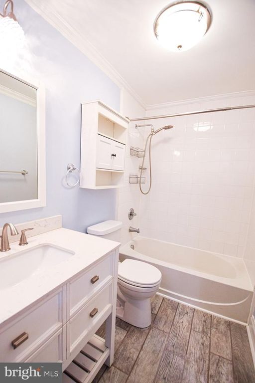 Image 13 of property listing at 231 CHARTLEY DR, Reisterstown, MD 21136