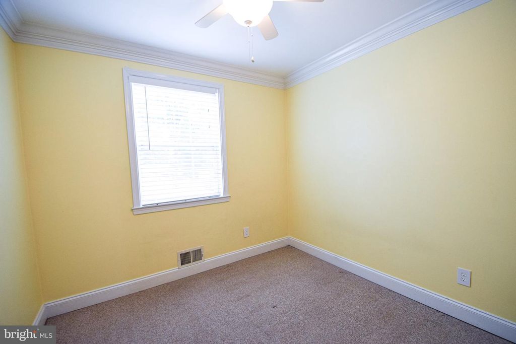 Image 17 of property listing at 231 CHARTLEY DR, Reisterstown, MD 21136